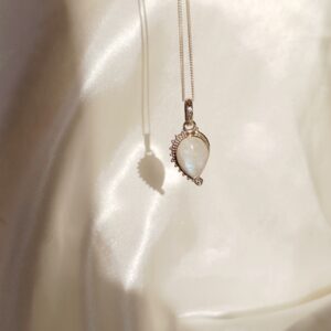 Colgante Plata Piedra luna "CIRCE" | Energía femenina