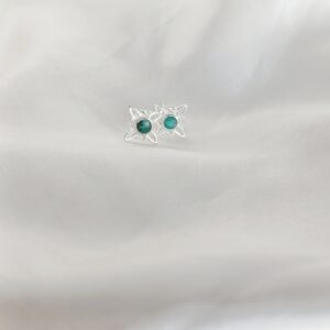 Pendientes Plata nudo de bruja Esmeralda corindón |