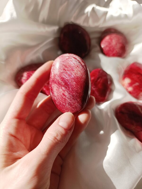 Palm Stone/Corazón Piedra luna roja | Feminidad - Imagen 8