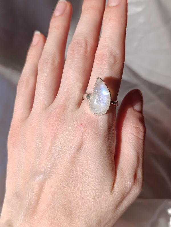 Anillo Plata Piedra luna "ENIGMA" | Feminidad