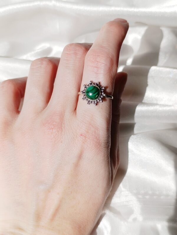 Anillo plata Malaquita "AKEMI" | Transformación - Imagen 2