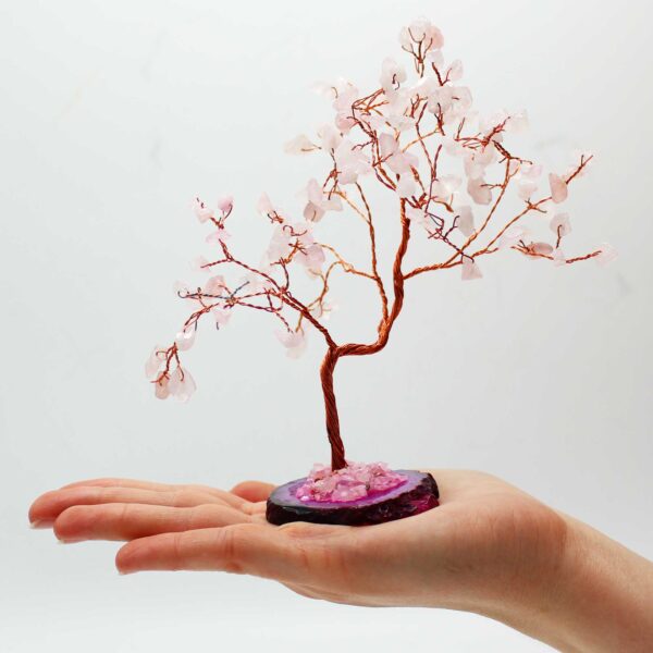 Arbol de piedras preciosas grande: Cuarzo rosa sobre base de ágata rosa - Imagen 5