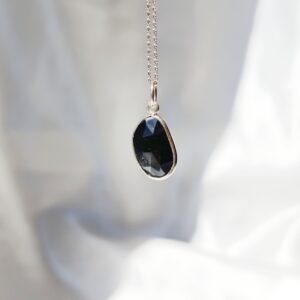 Colgante plata Turmalina negra "FREYA" | Protección