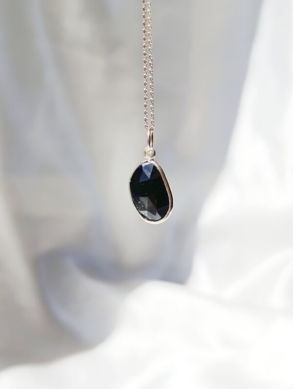 Colgante plata Turmalina negra "FREYA" | Protección