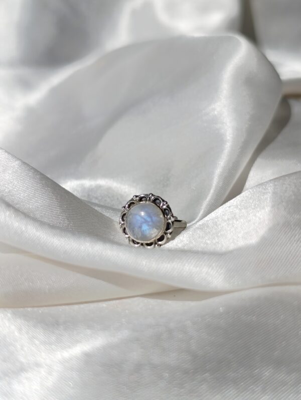 Anillo Plata Piedra luna "LARA" | Intuición