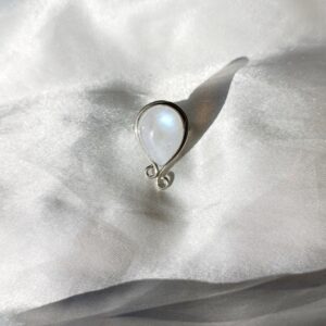 Anillo plata Piedra luna "AINE" | INTUICIÓN