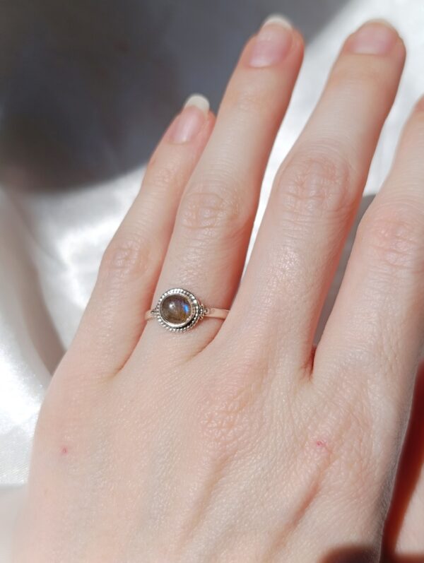 Anillo Plata Labradorita "PEONIA" | Transformación - Imagen 3