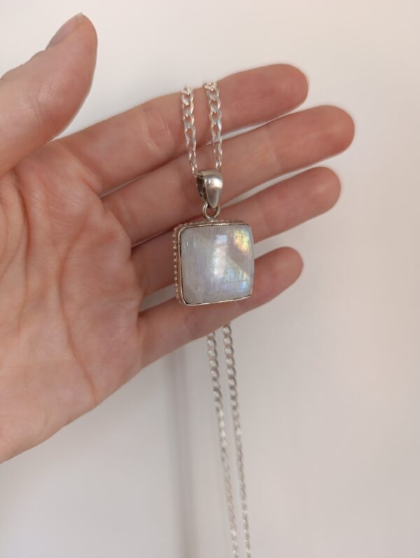 Colgante plata Piedra luna | Feminidad - Imagen 3