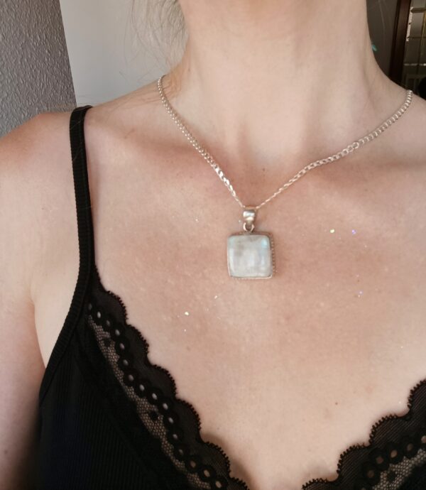 Colgante plata Piedra luna | Feminidad - Imagen 4