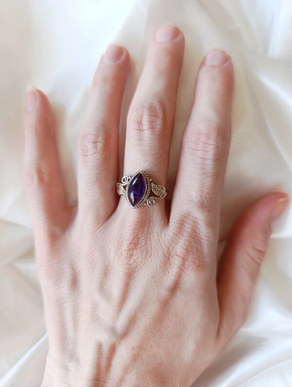 Anillo plata Amatista «ACHELOIS» | Relajación - Imagen 3